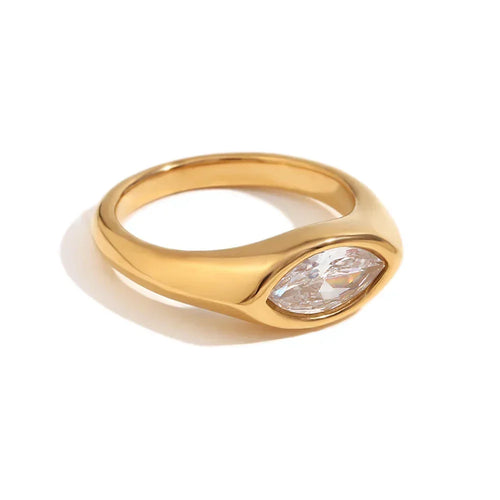 Belle Horse Eye Seal Rings
